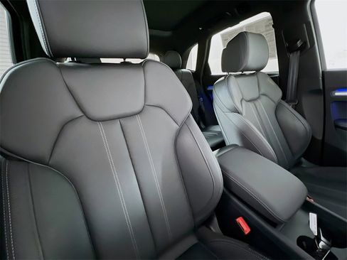 Used 2025 Audi Q5 2.0T Premium Plus image 29