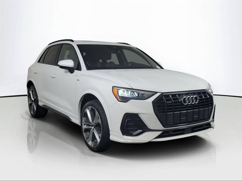 Used 2021 Audi Q3 2.0T Premium w/ Convenience Package AWD/4WD image 1