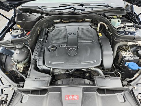 Used 2013 Mercedes-Benz E 350 4MATIC Sedan image 20