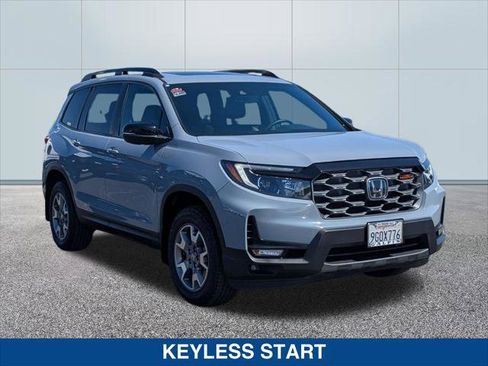 Used 2023 Honda Passport TrailSport image 7