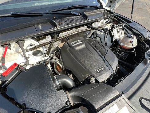 Used 2020 Audi Q5 2.0T Premium w/ Convenience Package image 35