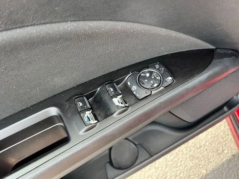 Used 2017 Ford Fusion SE image 13