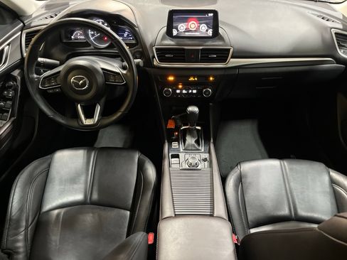 Used 2017 MAZDA MAZDA3 Touring FWD image 19