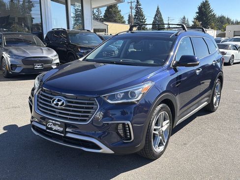 Used 2017 Hyundai Santa Fe Limited AWD/4WD image 1