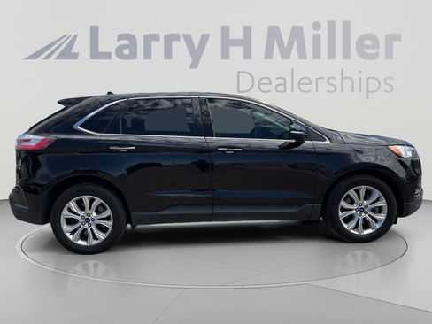 Used 2021 Ford Edge Titanium AWD/4WD image 6