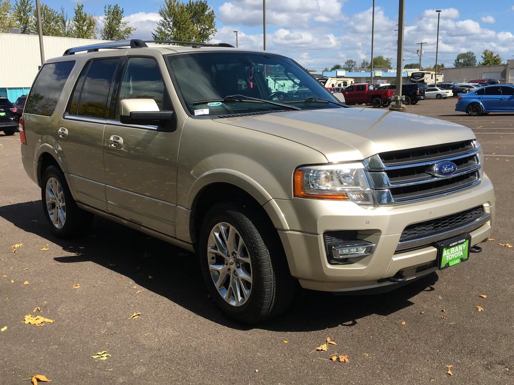 Used 2017 Ford Expedition Limited w/ Equipment Group 301A AWD/4WD image 10