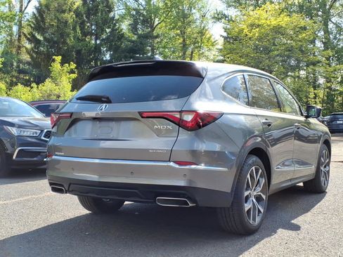 Certified 2024 Acura MDX SH-AWD w/ Technology Package image 6
