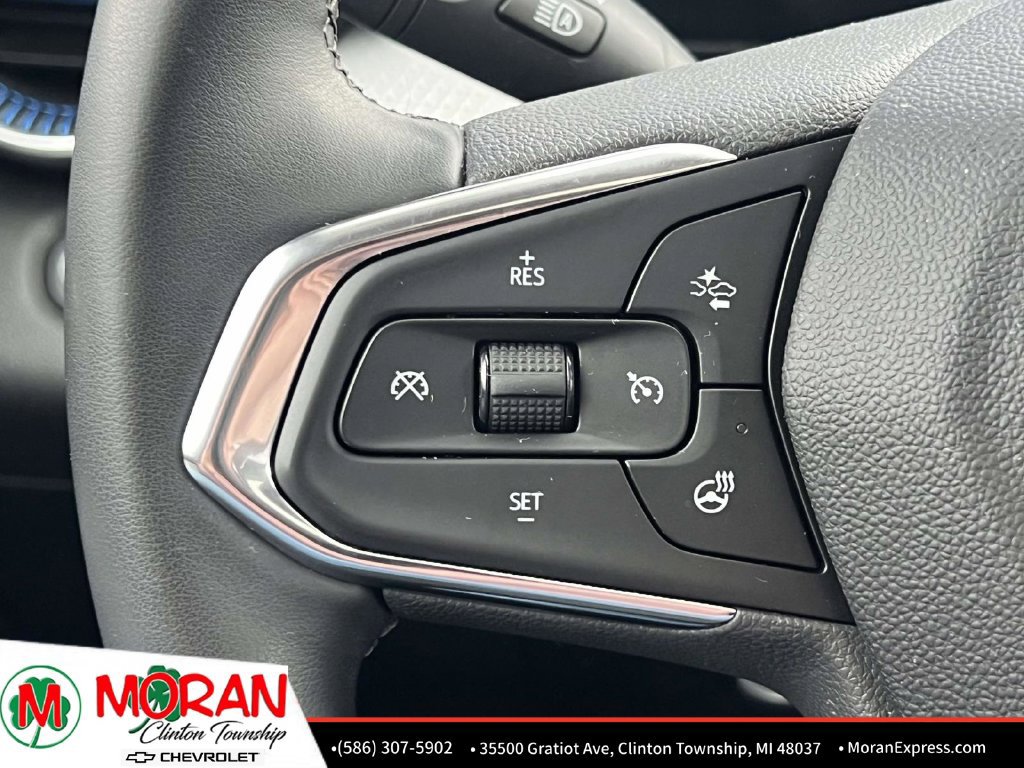 Certified 2024 Chevrolet Trax LT w/ Sunroof Package FWD image 28