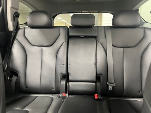 Used 2020 Hyundai Santa Fe Limited image 28