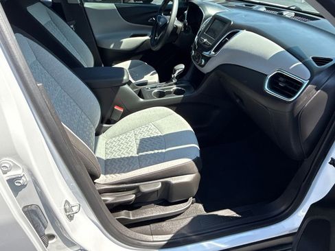 Used 2023 Chevrolet Equinox LS w/ LS Convenience Package image 13