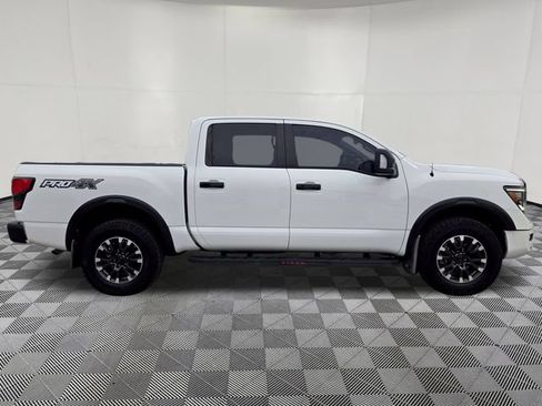 Used 2021 Nissan Titan PRO-4X w/ Pro-4x Convenience Package AWD/4WD image 4