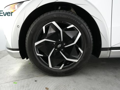 Used 2024 Hyundai Ioniq 5 Limited RWD image 18