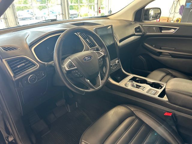 Used 2021 Ford Edge SEL w/ Convenience Package AWD/4WD image 24