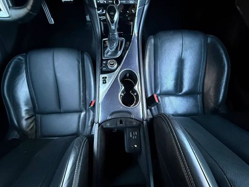 Used 2017 INFINITI Q60 Red Sport 400 image 44