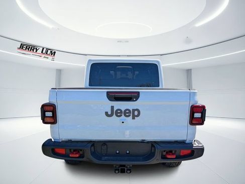 New 2026 Jeep Gladiator Rubicon AWD/4WD image 4