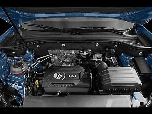 Used 2020 Volkswagen Atlas Cross Sport SE w/ Towing Package image 8