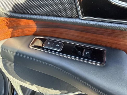 Used 2024 Lincoln Navigator L Premiere image 30