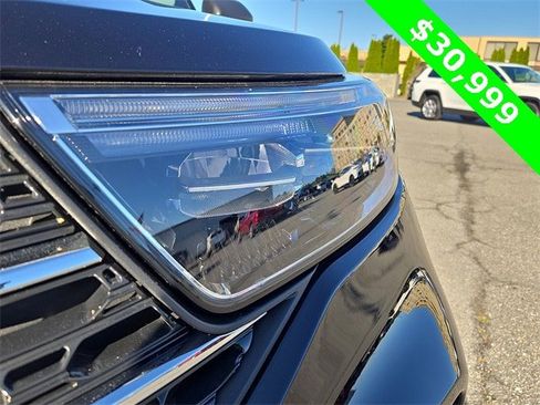 Used 2023 Ford Explorer XLT w/ Equipment Group 202A image 9