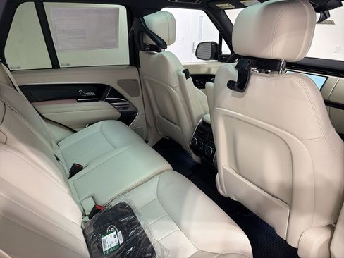 New 2026 Land Rover Range Rover SE AWD/4WD image 27