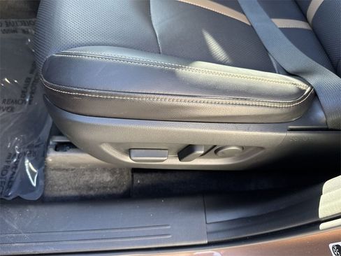 Used 2025 MAZDA CX-70 3.3 Turbo w/ Premium Plus Pkg image 42