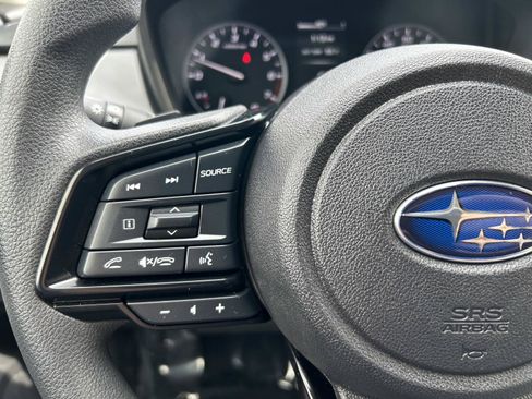 Used 2025 Subaru Crosstrek 2.5i Premium AWD/4WD image 18