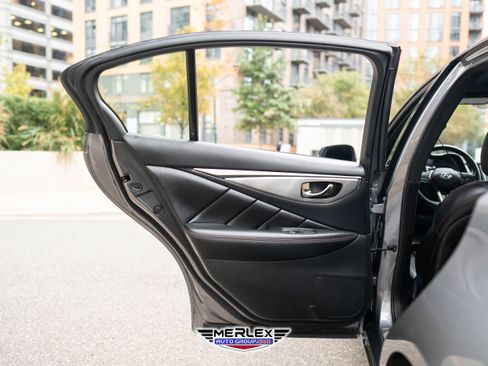 Used 2018 INFINITI Q50 Red Sport 400 w/ Sensory Package (Sport) image 43