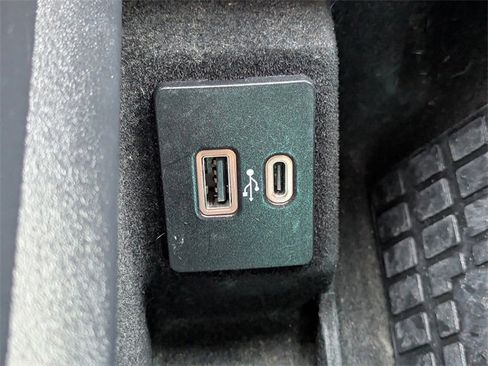 Used 2021 Lincoln Navigator Reserve image 27