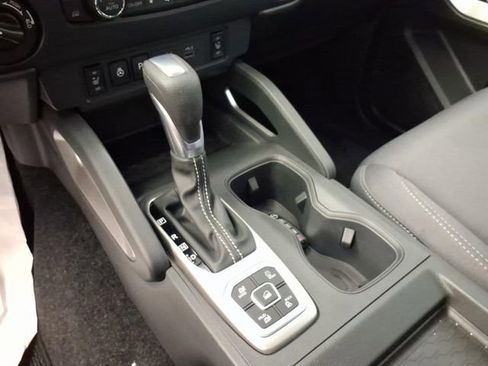 New 2026 Nissan Frontier SV w/ SV Convenience Package AWD/4WD image 18