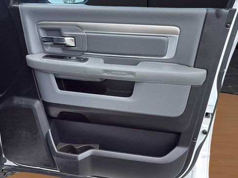 Used 2016 RAM 1500 Lone Star AWD/4WD image 23