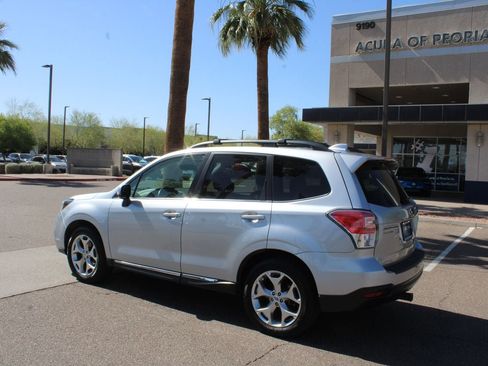 Used 2018 Subaru Forester 2.5i Touring w/ Popular Package #3B AWD/4WD image 3