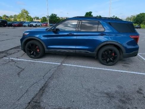 Used 2020 Ford Explorer ST w/ ST Street Pack AWD/4WD image 3
