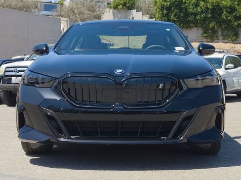 New 2027 BMW i5 eDrive40 w/ M Sport Package RWD image 2
