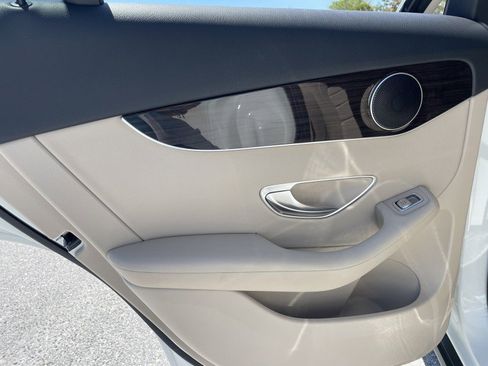 Used 2018 Mercedes-Benz GLC 300 image 22