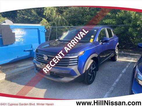 Certified 2025 Nissan Kicks SV FWD image 1