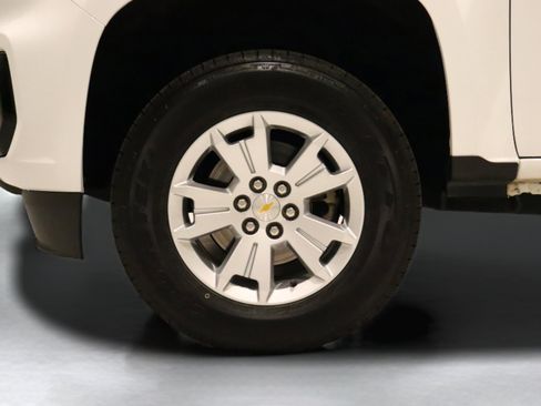 Used 2022 Chevrolet Colorado LT w/ Safety Package image 7