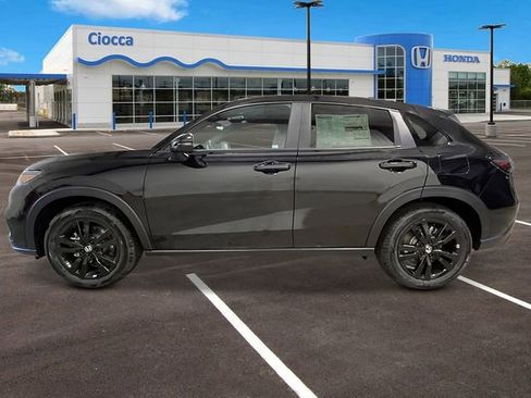 New 2026 Honda HR-V Sport image 2