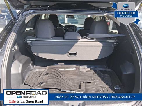 Certified 2025 Subaru Crosstrek 2.0i image 9
