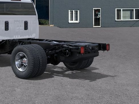 New 2026 GMC Sierra 3500 Pro w/ Snow Plow Prep Package AWD/4WD image 32