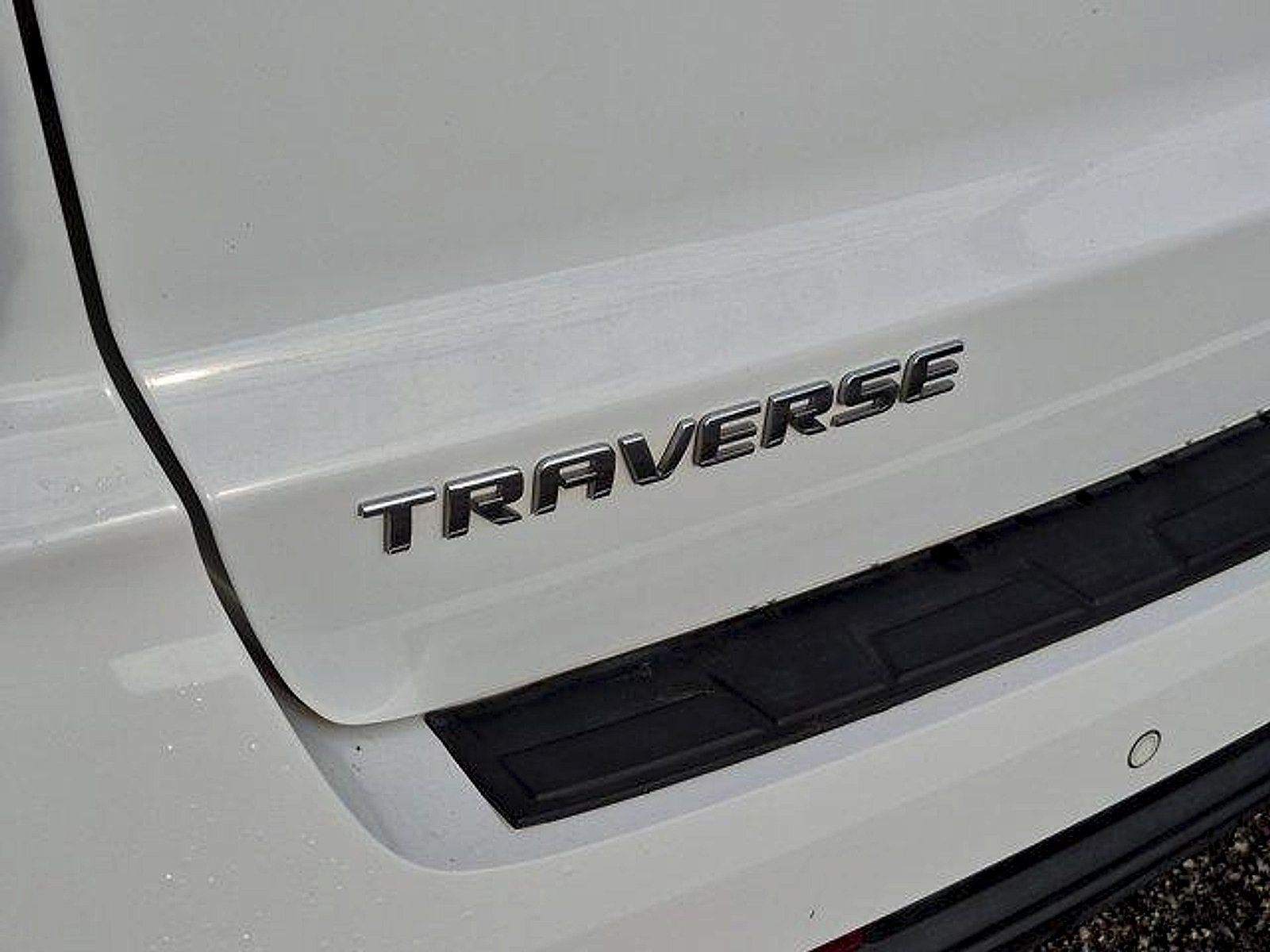 Used 2017 Chevrolet Traverse LT w/ Style and Technology Package FWD image 29