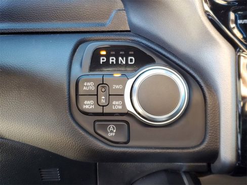 Used 2025 RAM 1500 Lone Star image 28