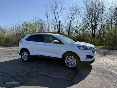 Used 2024 Ford Edge SEL w/ Convenience Package