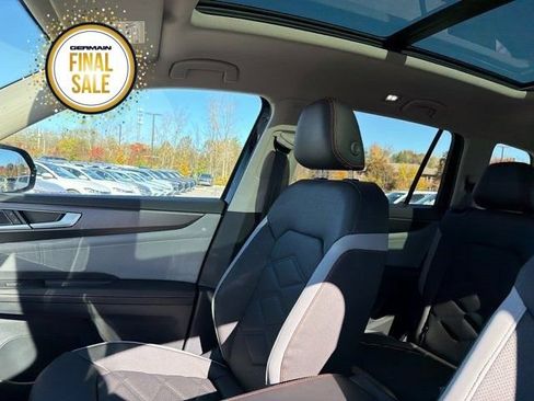 New 2026 Volkswagen Atlas Peak Edition image 20