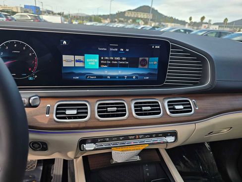 New 2026 Mercedes-Benz GLE 350 4MATIC image 28