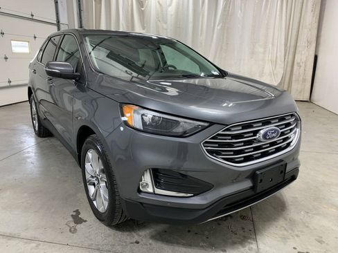 Used 2024 Ford Edge Titanium image 13