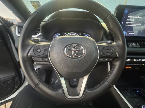 Used 2024 Toyota RAV4 XSE AWD/4WD image 12