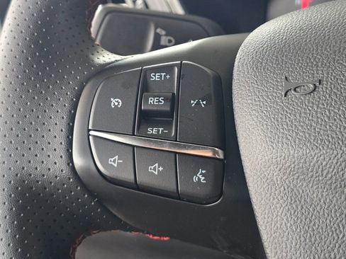 Used 2025 Ford Escape ST-Line AWD/4WD image 33