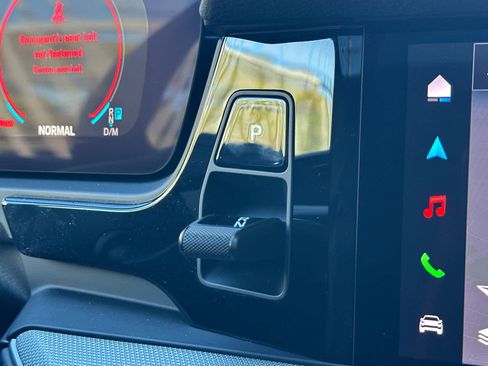 New 2026 Porsche Cayenne image 25