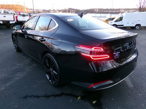 Used 2023 Genesis G70 2.0T w/ Sport Prestige Package image 8