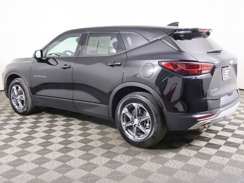 Used 2025 Chevrolet Blazer LT FWD image 11