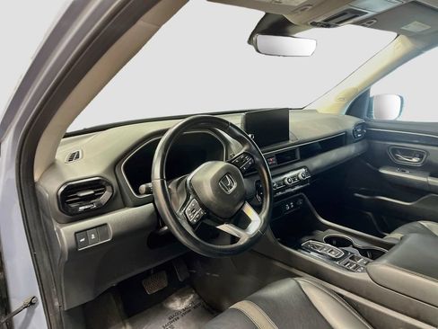 Used 2024 Honda Pilot Touring image 9